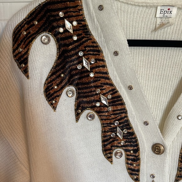 Vintage Epix. Size One. 100% acrylic. - Picture 7 of 8